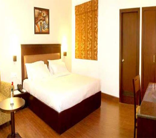 Lemon Park Hotel & Spa, Tehri Pulia,