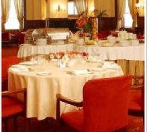 GRAND PARADISE INN
