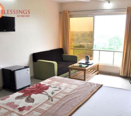 Hotel Mittal Avenue