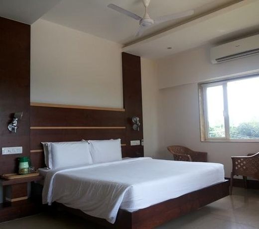 Chariot Valley Resort