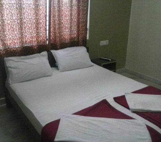 OYO 8496 Hotel SK Regency