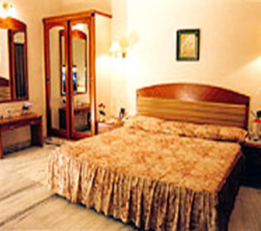 Daspalla Executive Court