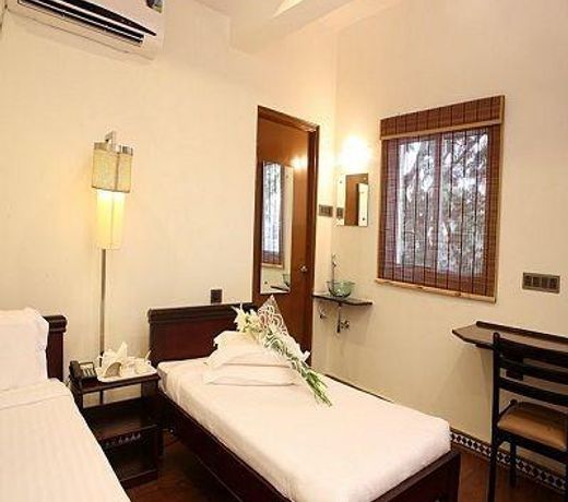 Hotel Transit By OYO Rooms