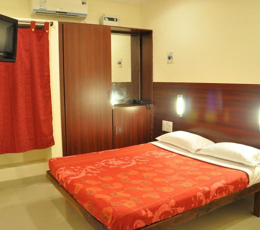 Jayasyam Inn