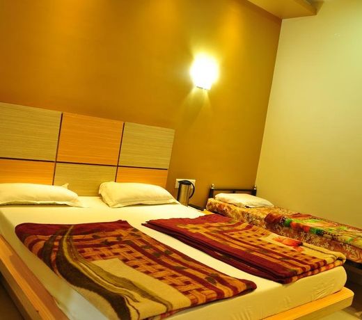Hotel Ganesh Oasis