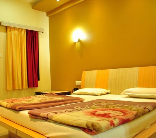 Hotel Ganesh Oasis