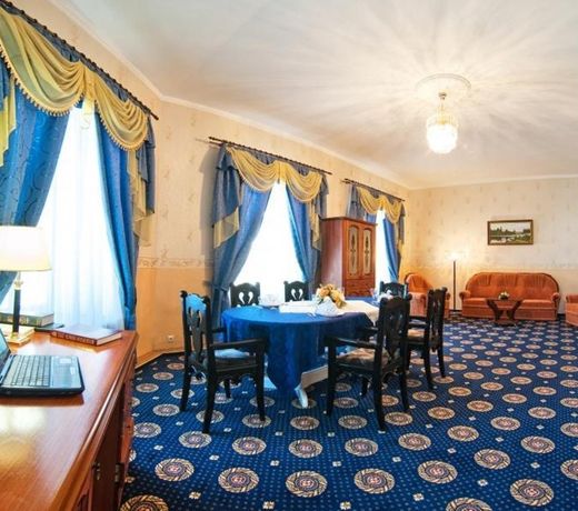 Postoyaly Dvor Rus