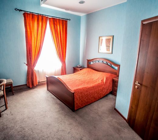 Hotel on Dvoryanskaya