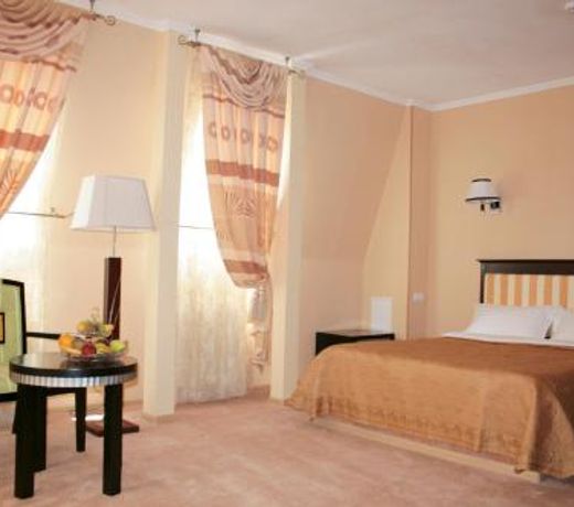 Bel Hotel