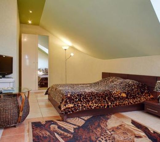 Hotel Seven Kings