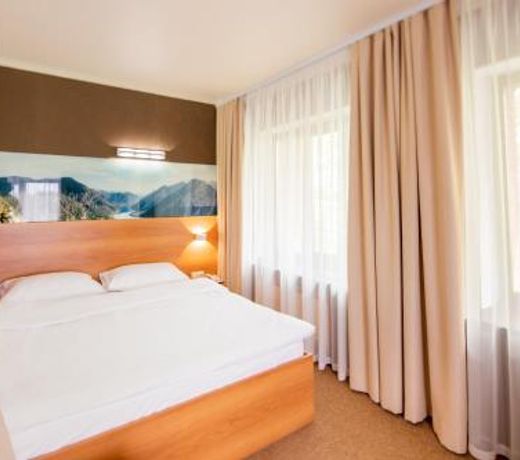 Aura Aquarelle Hotel