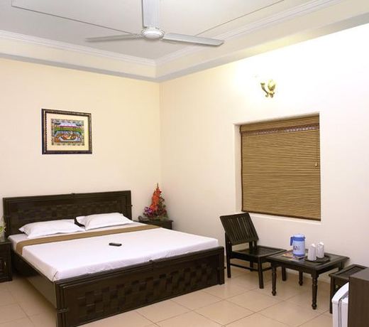 TAJ HOMESTAY