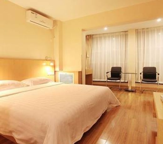 Handan Qianhong Business Hotel