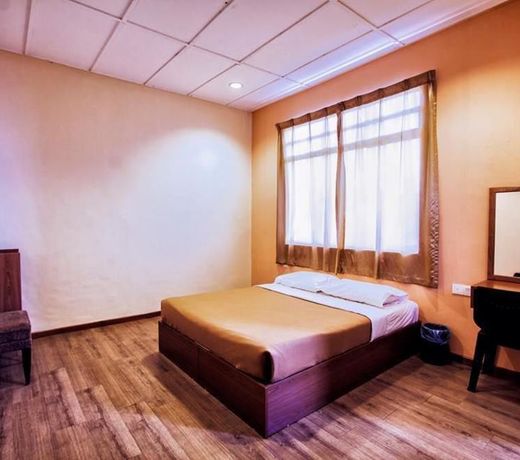 Straits Settlement Inn Hotel