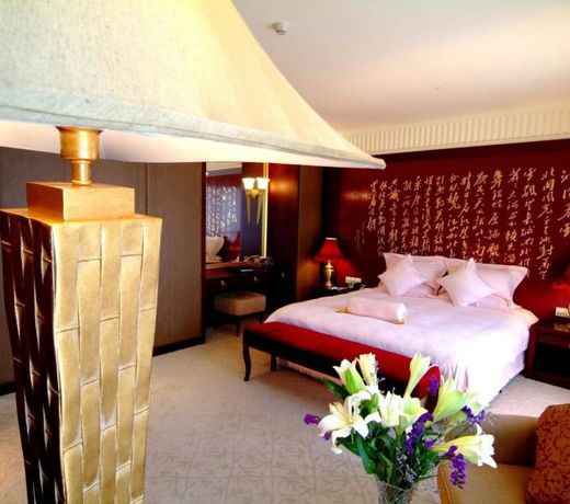 Great International Hotel