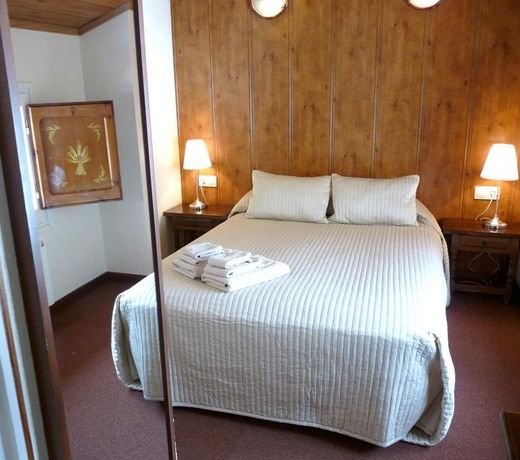 Hotel Peretol