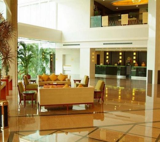 King Ray Hotel
