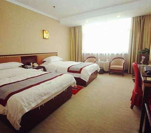 Chunqiu Hotel