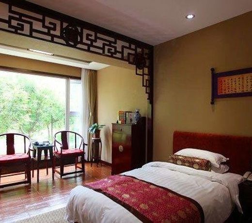 Qufu Mingzuo Xingtan Hotel