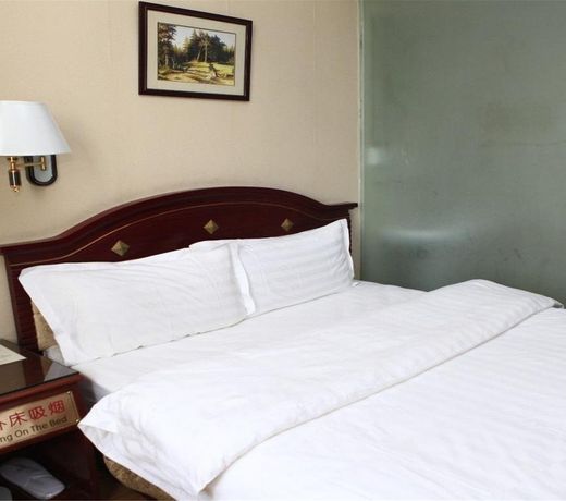 Jilong Hotel