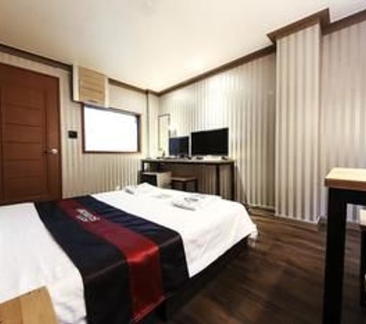 Hotel Economy