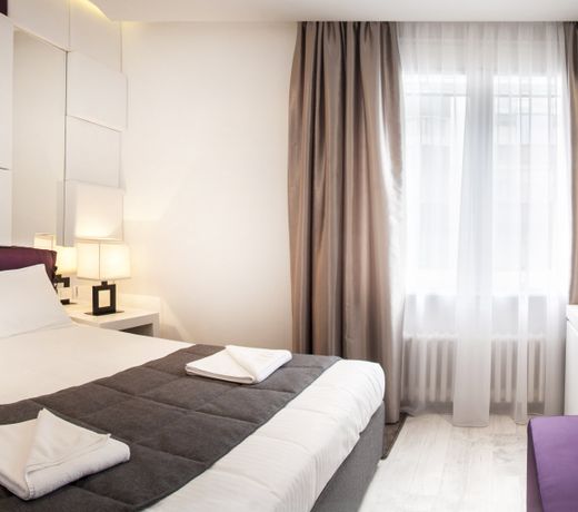 Eden Garden Suites