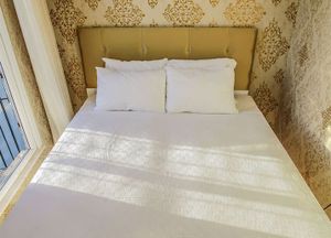 Walnut Shell Hotel