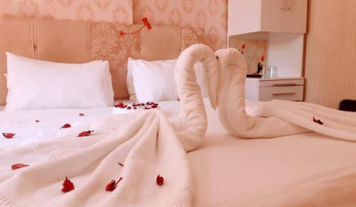 Walnut Shell Hotel