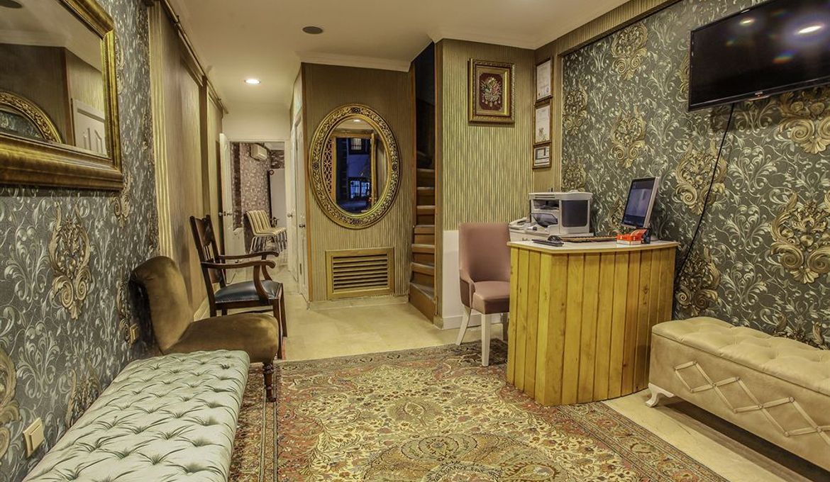 Walnut Shell Hotel