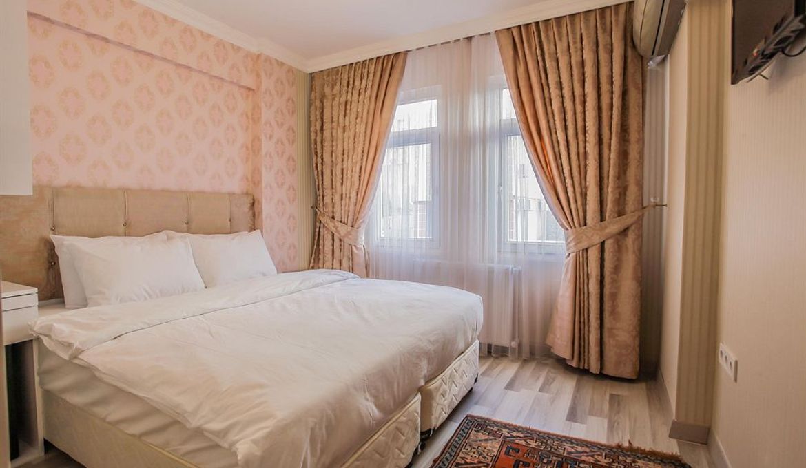 Walnut Shell Hotel