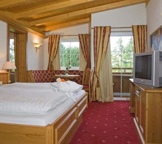 HOTEL POSTWIRT
