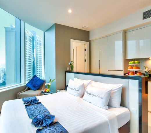 Grande Centre Point Hotel Terminal21 - SHA Extra Plus
