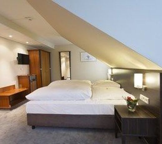 Erikson Hotel