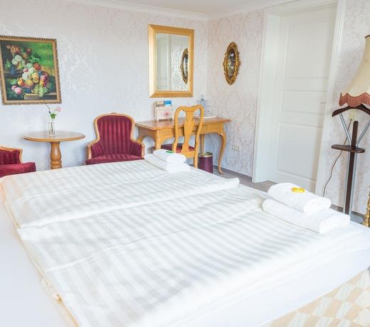 Romantisches Hotel Zur Traube Schwerin