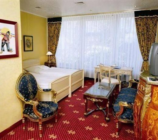 Parkhotel FRITZ am Brunnen