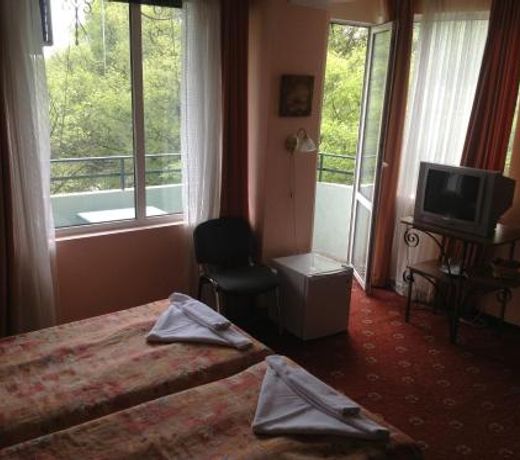 Astra Family Hotel