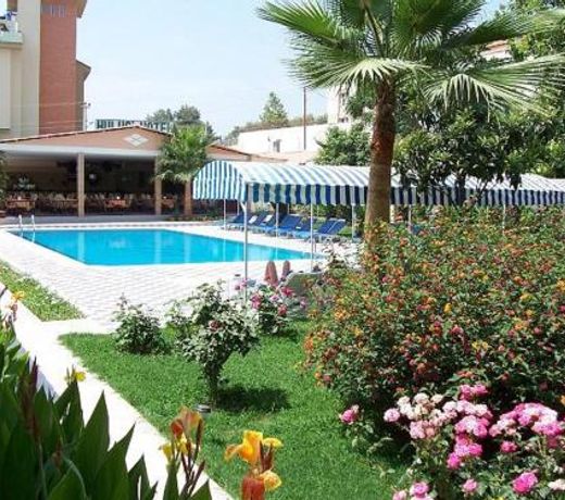 Hulusi Hotel