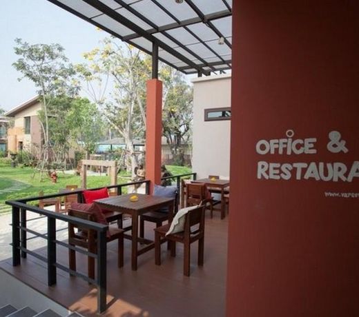 Varee Manust Resort