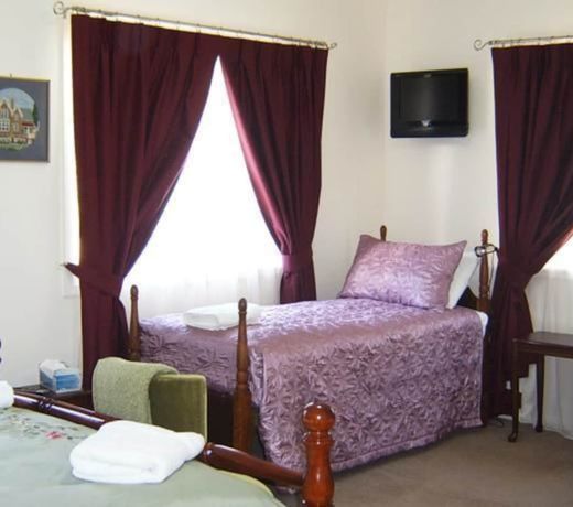 Gloucester on Avon Bed & Breakfast