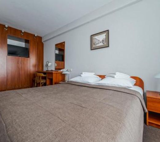 Zvezda Hotel