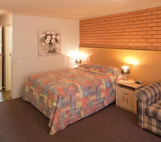 CENTABROOK MOTOR INN - MUSWELLBROOK