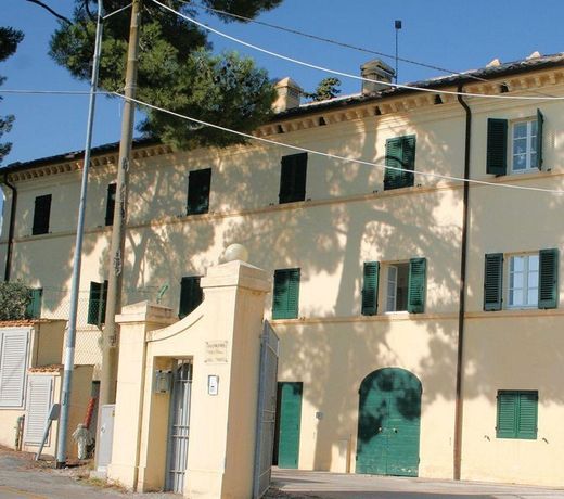 PER FERIE SANTA MARIA