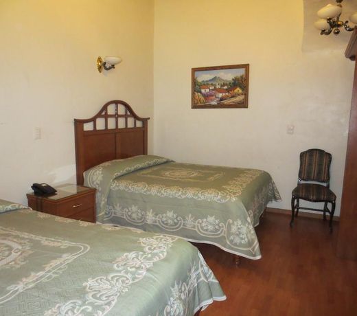 Hotel Senorial