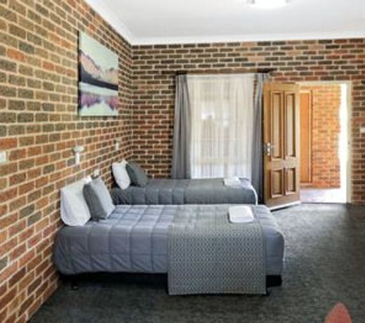 Leeton Heritage Motor Inn