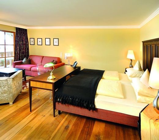 Hotel Alpine Palace
