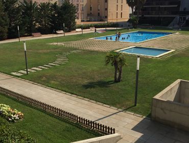 อพาร์ทเมนท์ Costa Brava centro, muy cerca del mar con piscina