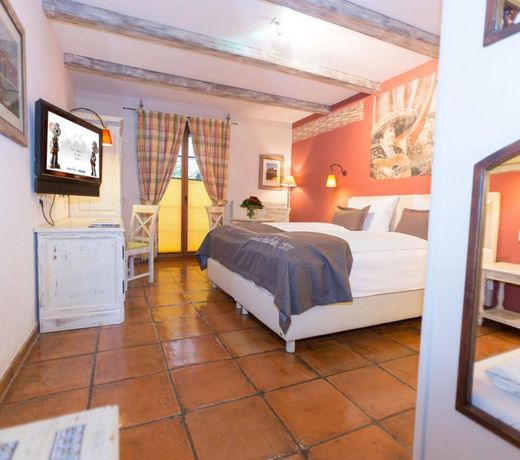 4-Sterne Burghotel Castillo Alcazar, Europa-Park Freizeitpark & Erlebnis-Resort
