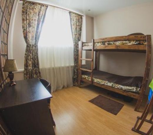 7 Rooms Hostel