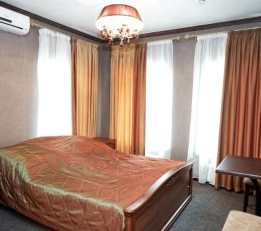 Dostoevskiy Hotel