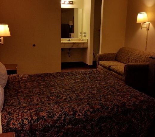 OYO Hotel Lockhart TX